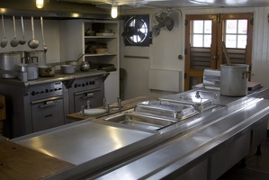 314-1261 Dubuque IA - Mississippi River Museum - Kitchen